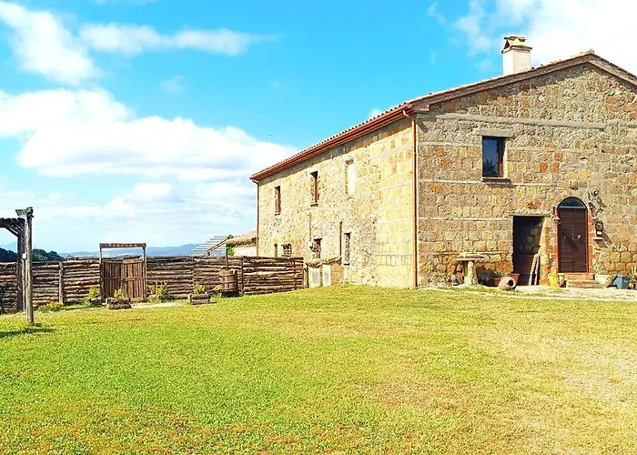 Casavacanze Pergolino del XVIII secolo immersa nel verde